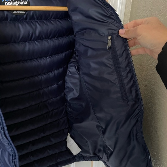 Womens Patagonia Hooded Down Sweater - Picture 11 of 11